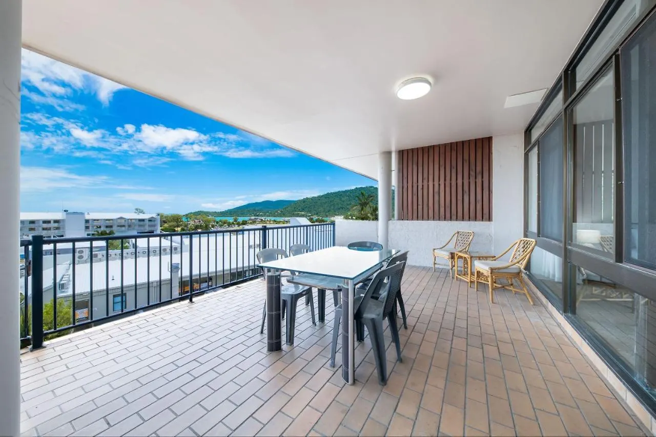 Aparthotel Ocean Views At Whitsunday Terraces Resort Airlie Beach