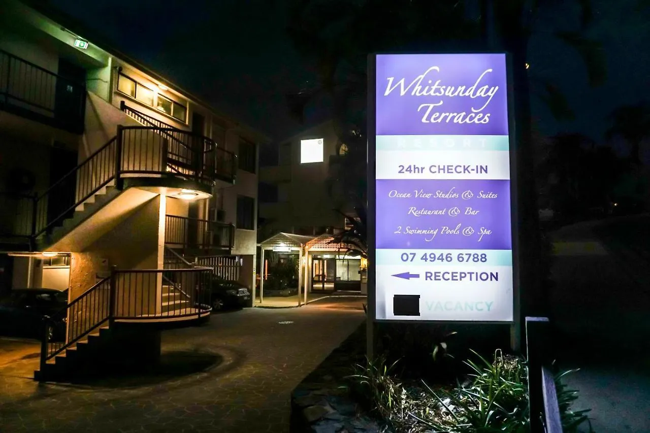 Aparthotel Ocean Views At Whitsunday Terraces Resort Airlie Beach