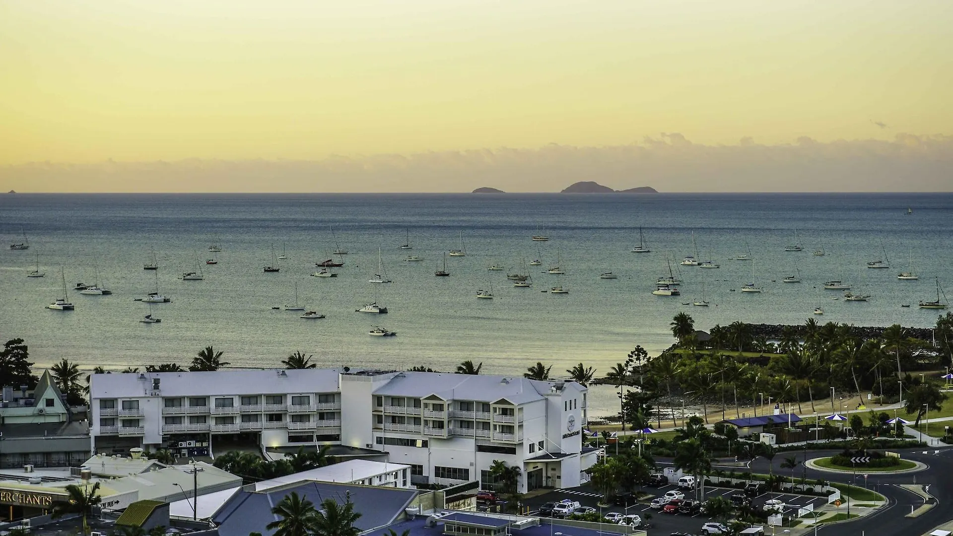 *** Aparthotel Ocean Views At Whitsunday Terraces Resort Airlie Beach Australia