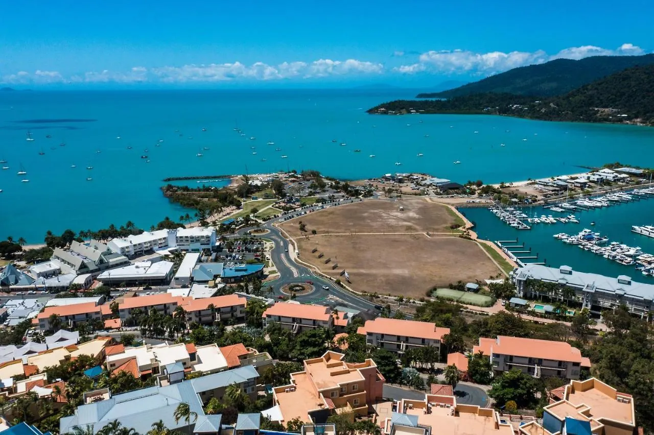 Aparthotel Ocean Views At Whitsunday Terraces Resort Airlie Beach