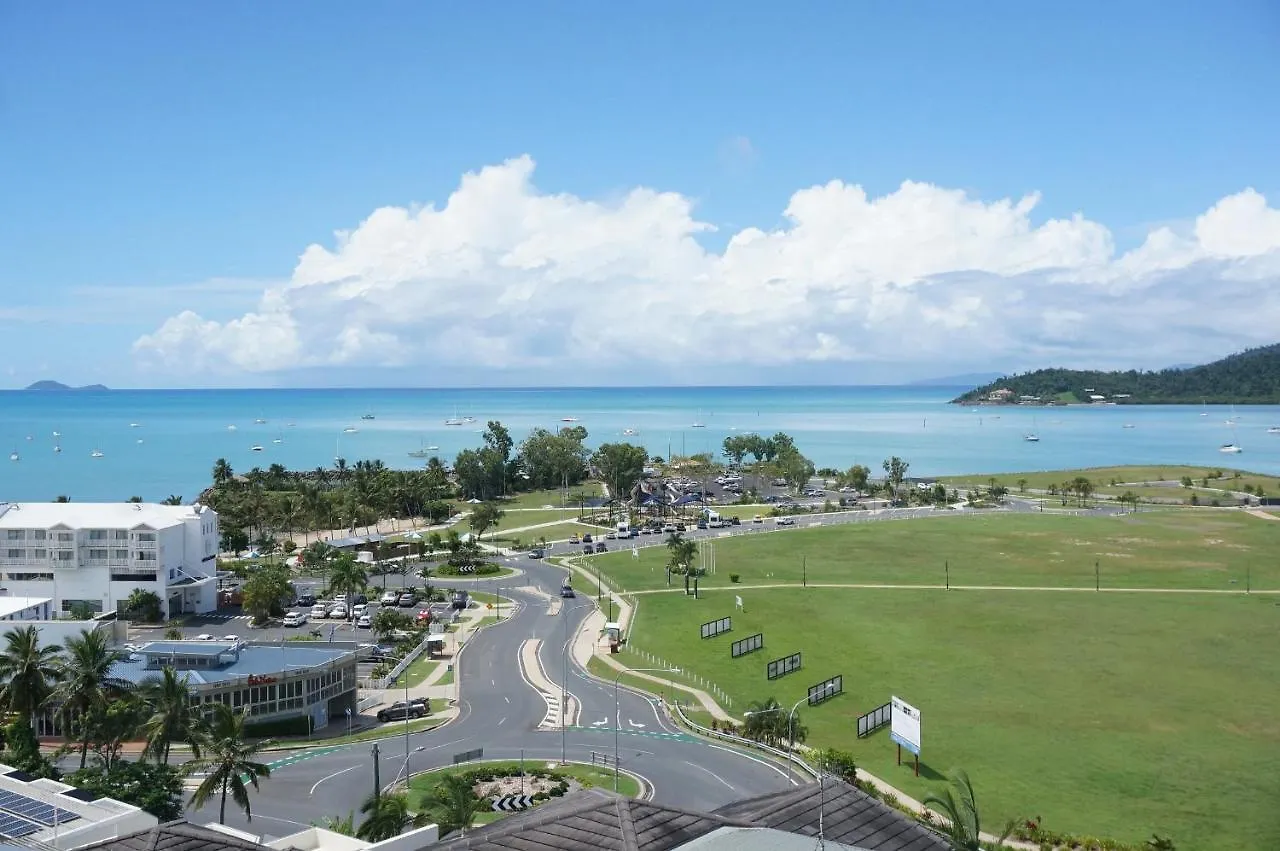 Ocean Views At Whitsunday Terraces Resort Airlie Beach 3*,  Australia